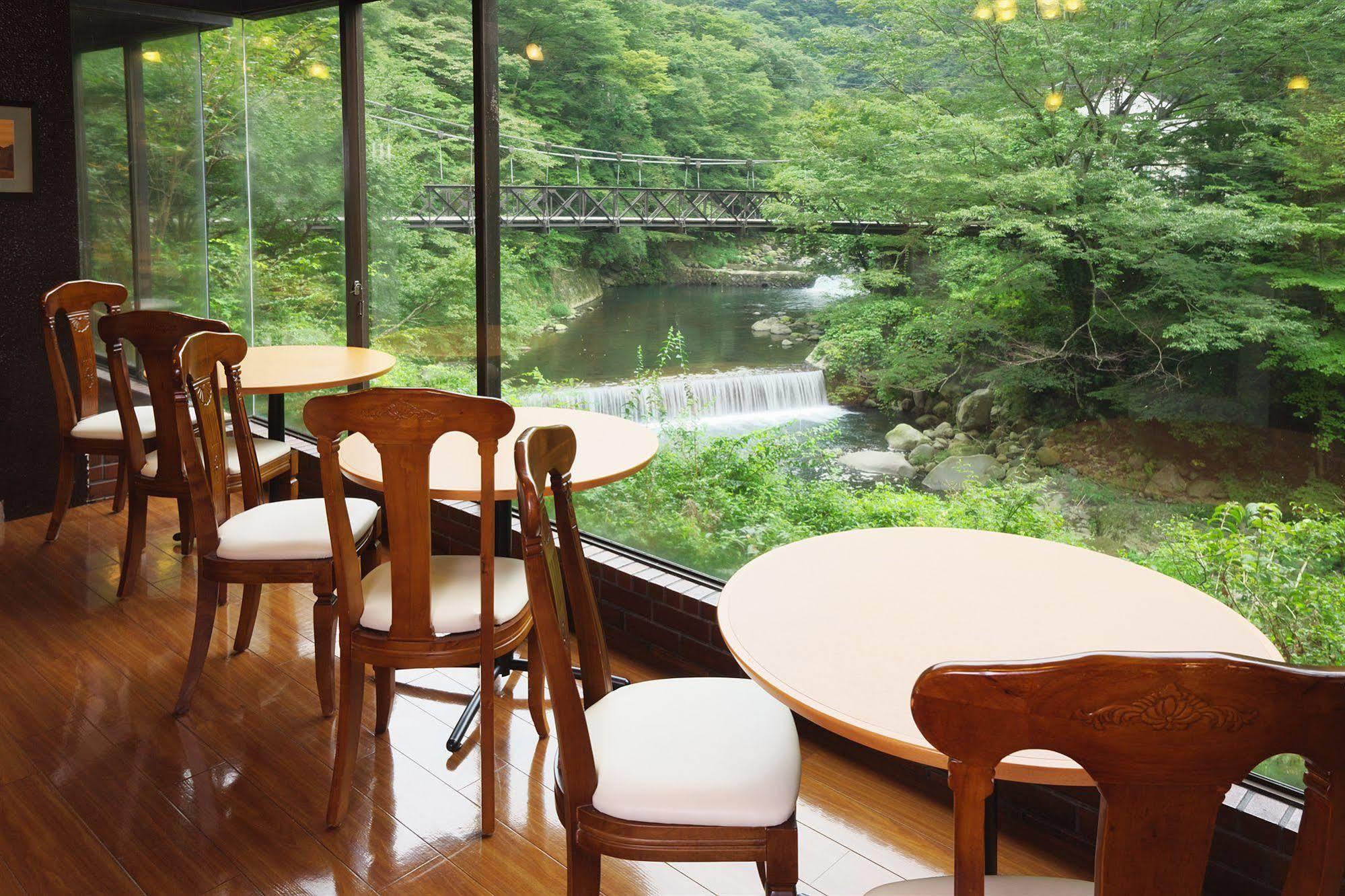 Hôtel Tonosawa Quatre Saisons à Hakone Extérieur photo